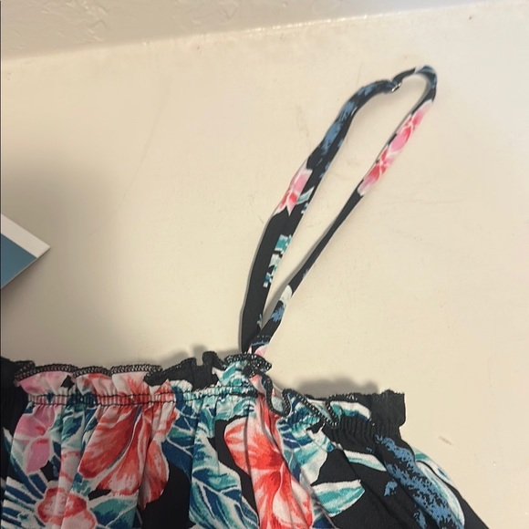 Floral Camisole Top with Pink and Green Accents - Picture 5 of 6